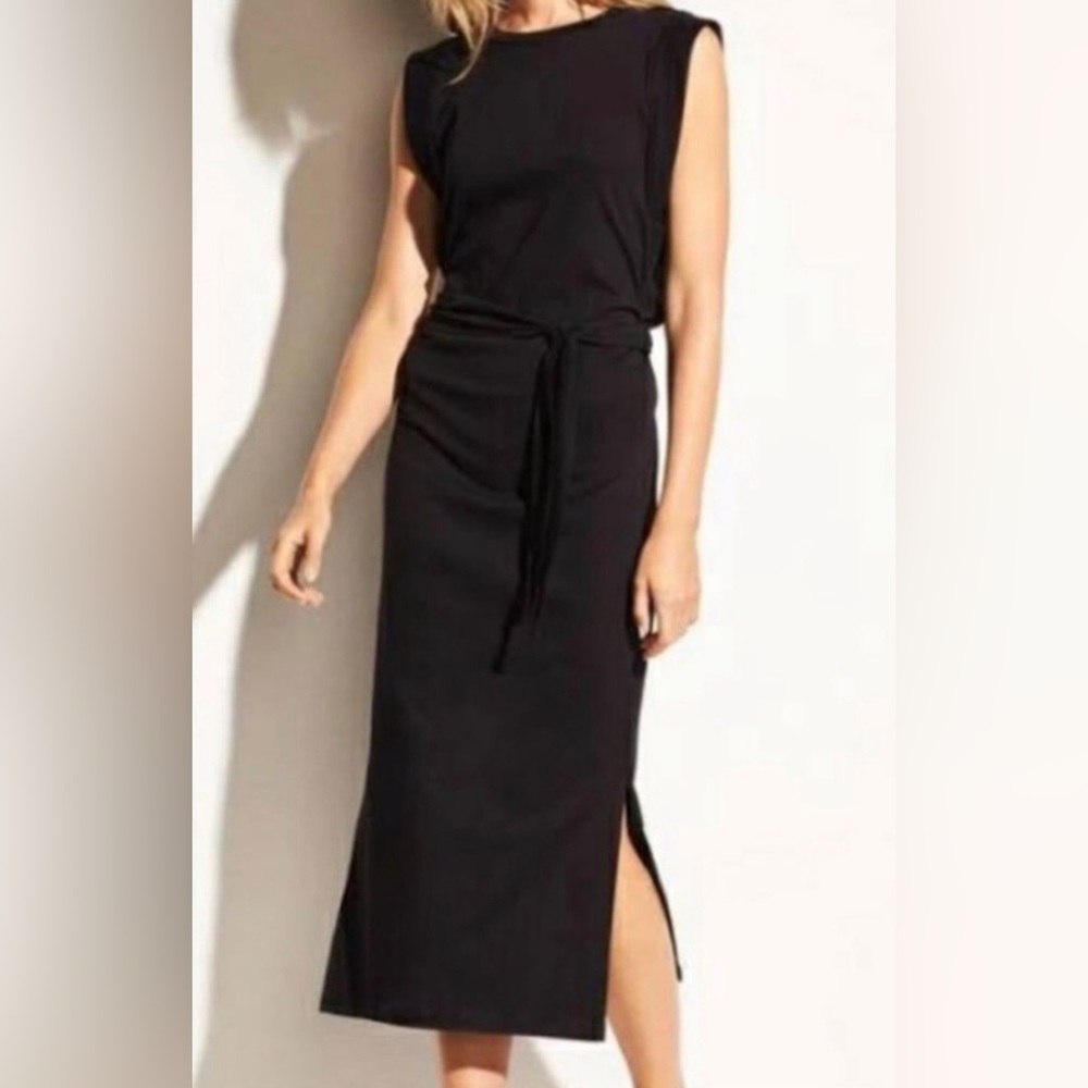 Elegant Black Sleeveless Dress